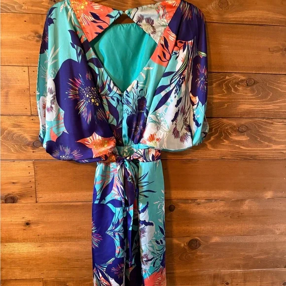 Floral Print Women's Dress - Picture 2 of 4